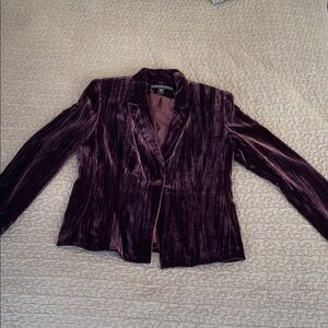 Velvet Blazer in Deep Purple 10